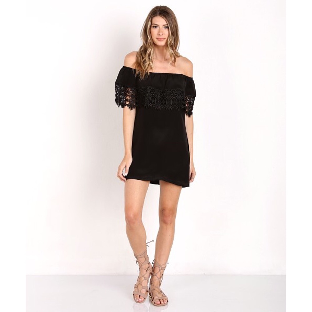 🆕 Stone Cold Fox Bonita Dress Black XS-M